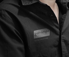 Camisas personalizadas com logótipo